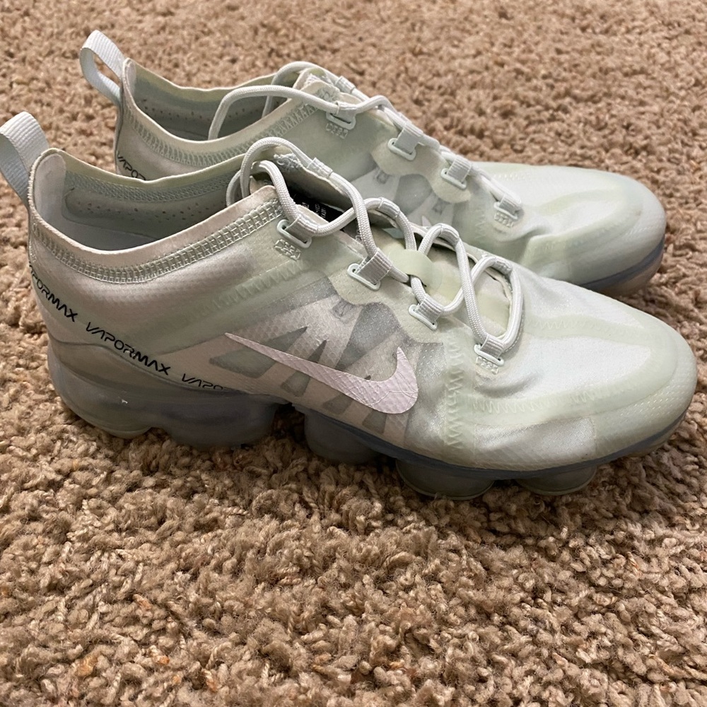 2019 Nike Air VaporMax “Ghost Aqua”